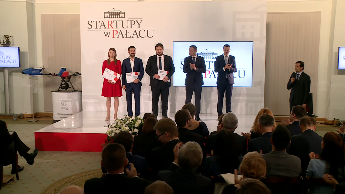 Wreczenie nagród przez Ministra M. Morawieckiego oraz Prezydęta A. Dudę
